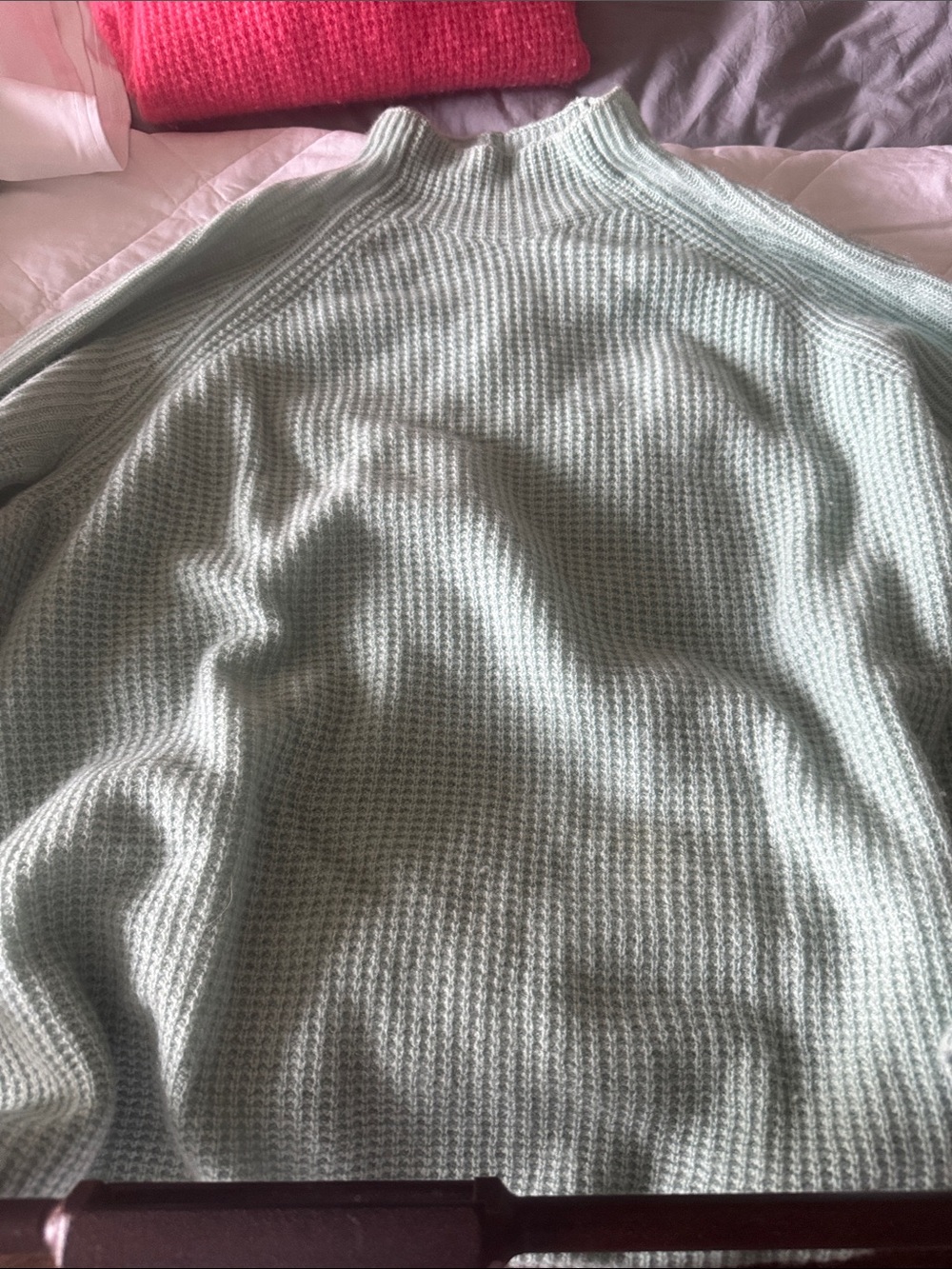 Women’sLight Mint Green Waffle Knit Sweater 100% cashmere